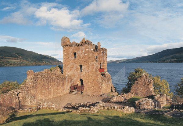 Urquhart Castle & Loch Ness 4 Postcard